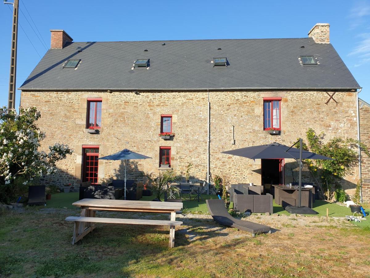 Chambres De Villee Saint-Georges-de-Grehaigne Exterior photo